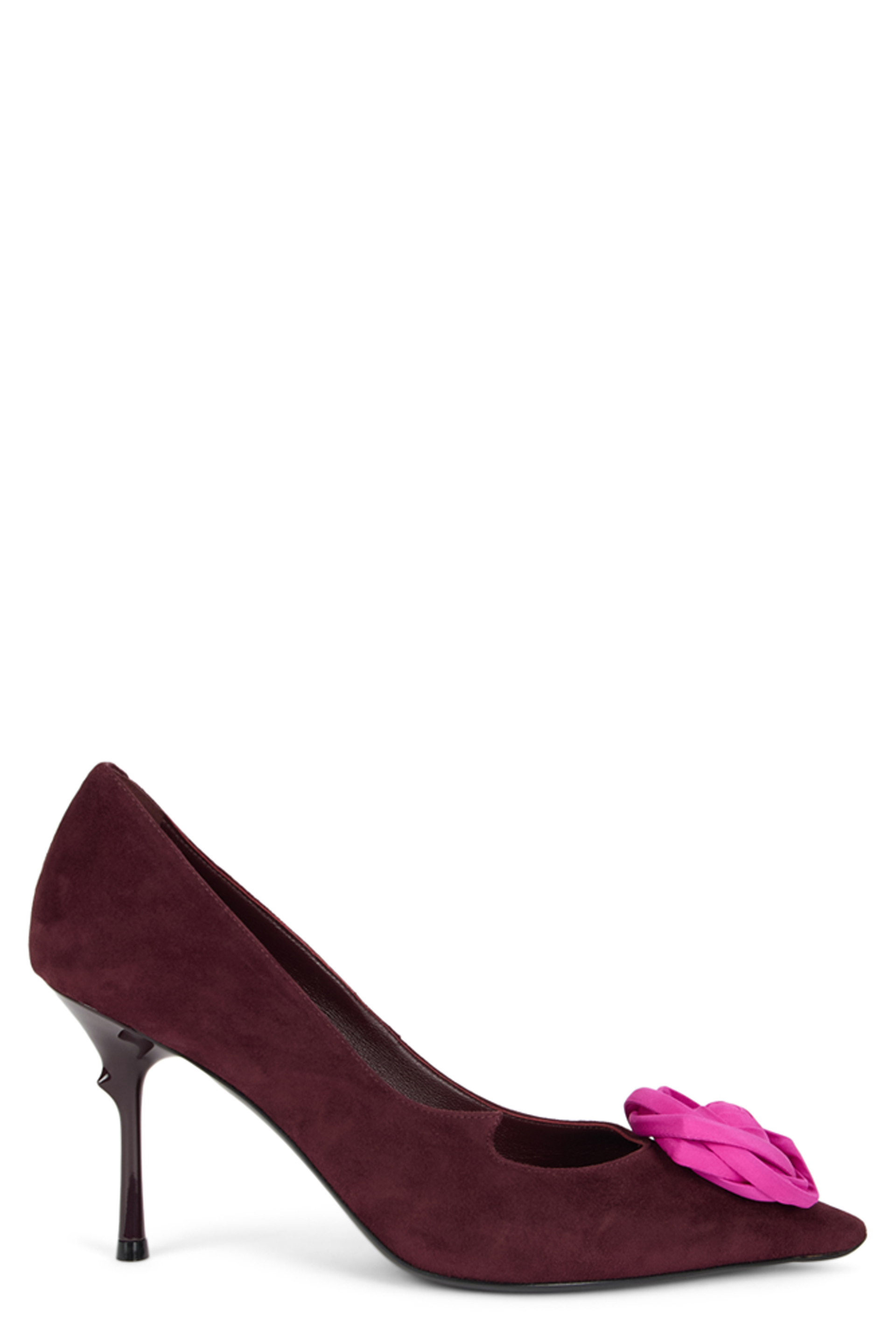 Décolletage in suede