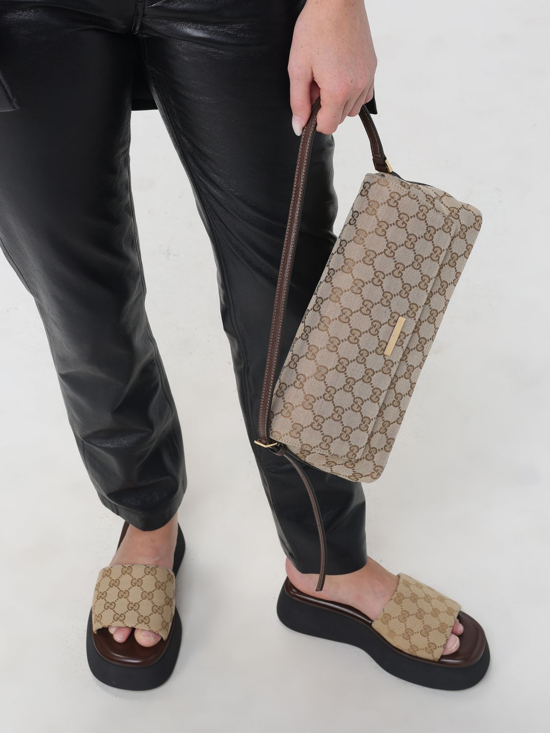 [Gucci] Shoulder bag FW26 874744FAF7Y 9651