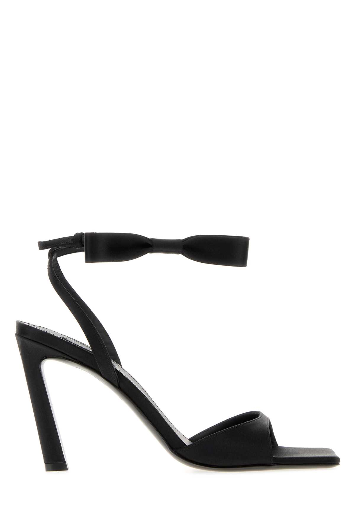 [Givenchy] Sandals FW26 BE30D0E2JU 001