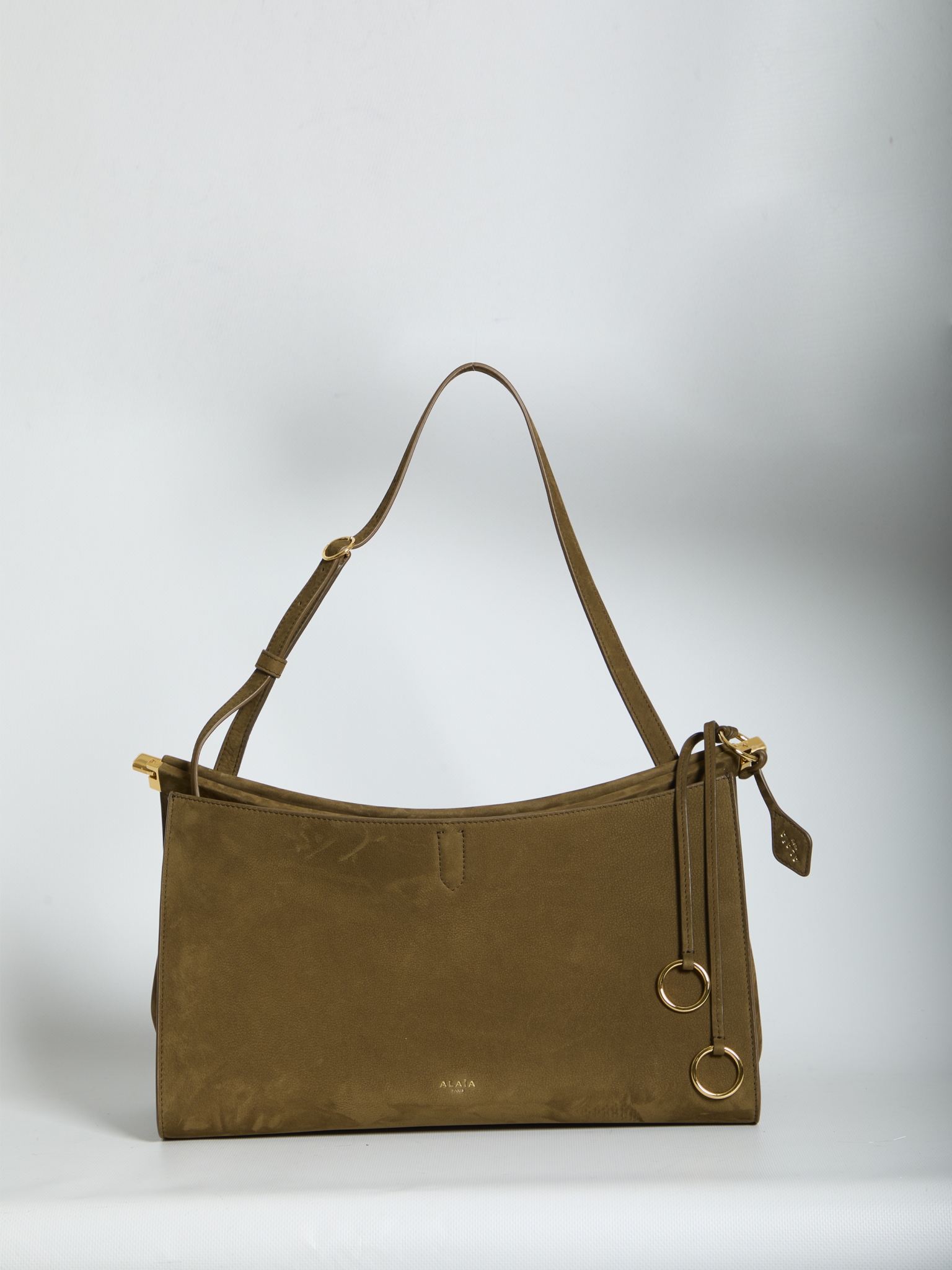 [Alaia] Shoulder bag FW26 AA1L2038CA214__A47