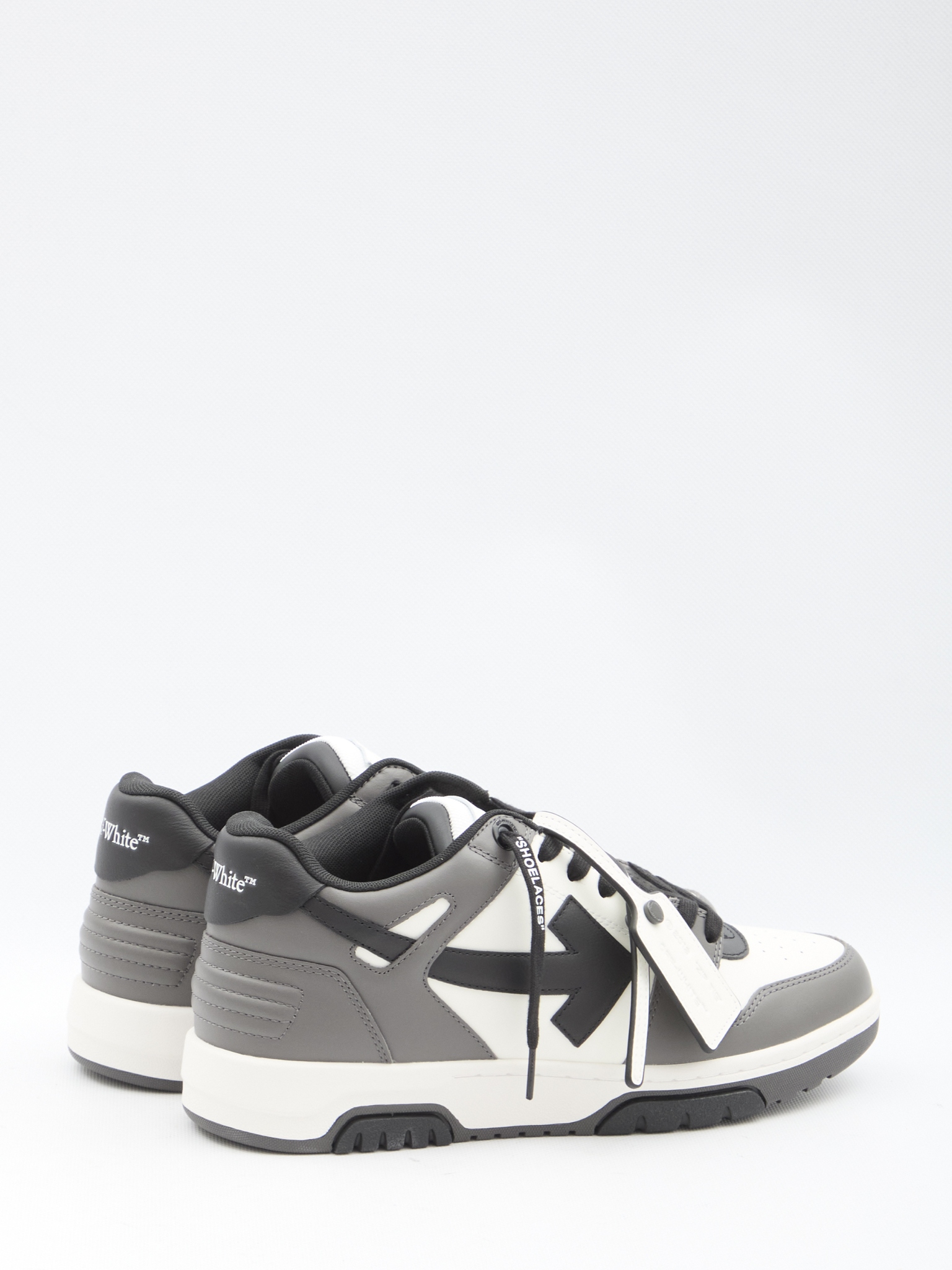 [Off White] Sneakers FW26 OMIA189C99_LEA013_0710