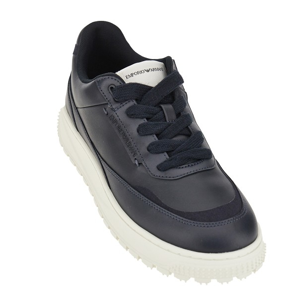[Emporio Armani] Sneakers FW26 EM006510AF27353ZB020-ZB020