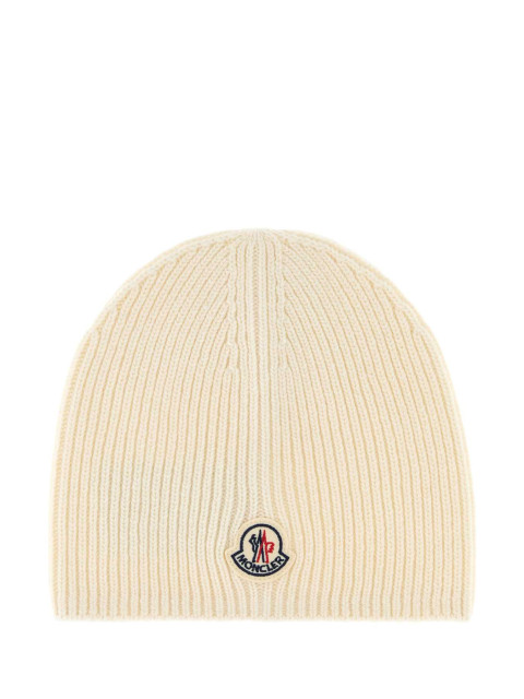[Moncler] Hat FW26 L20913B00081M1241 060