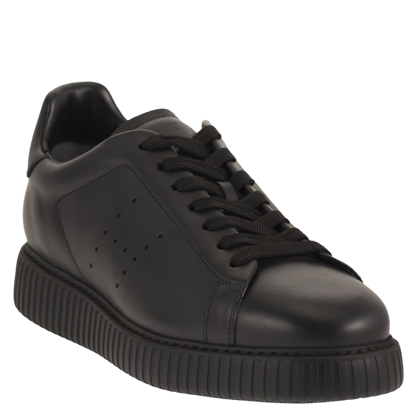 [Hogan] Sneakers FW26 HXM6770GF5FUDMB999