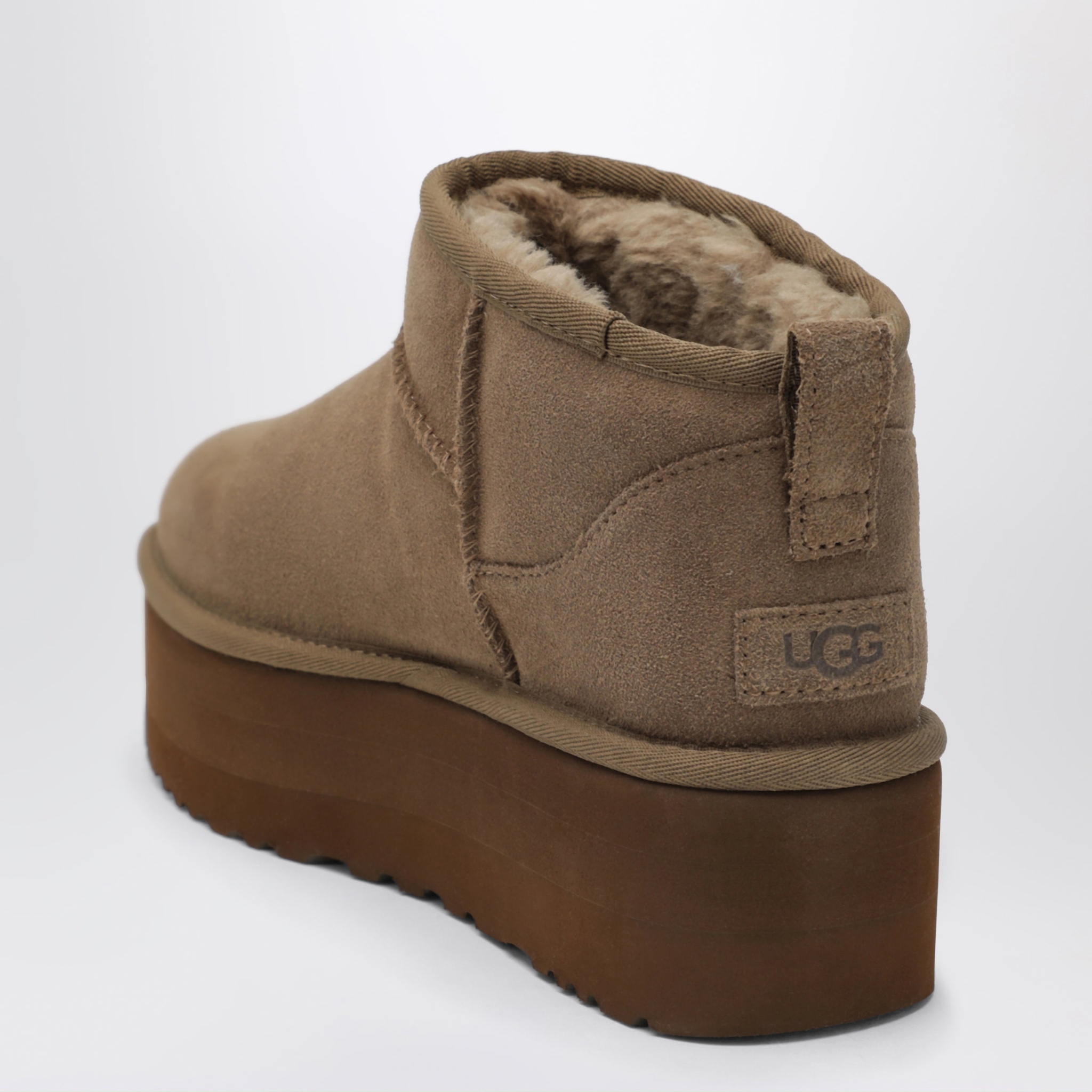 [UGG] Boots FW26 1135092SUE
