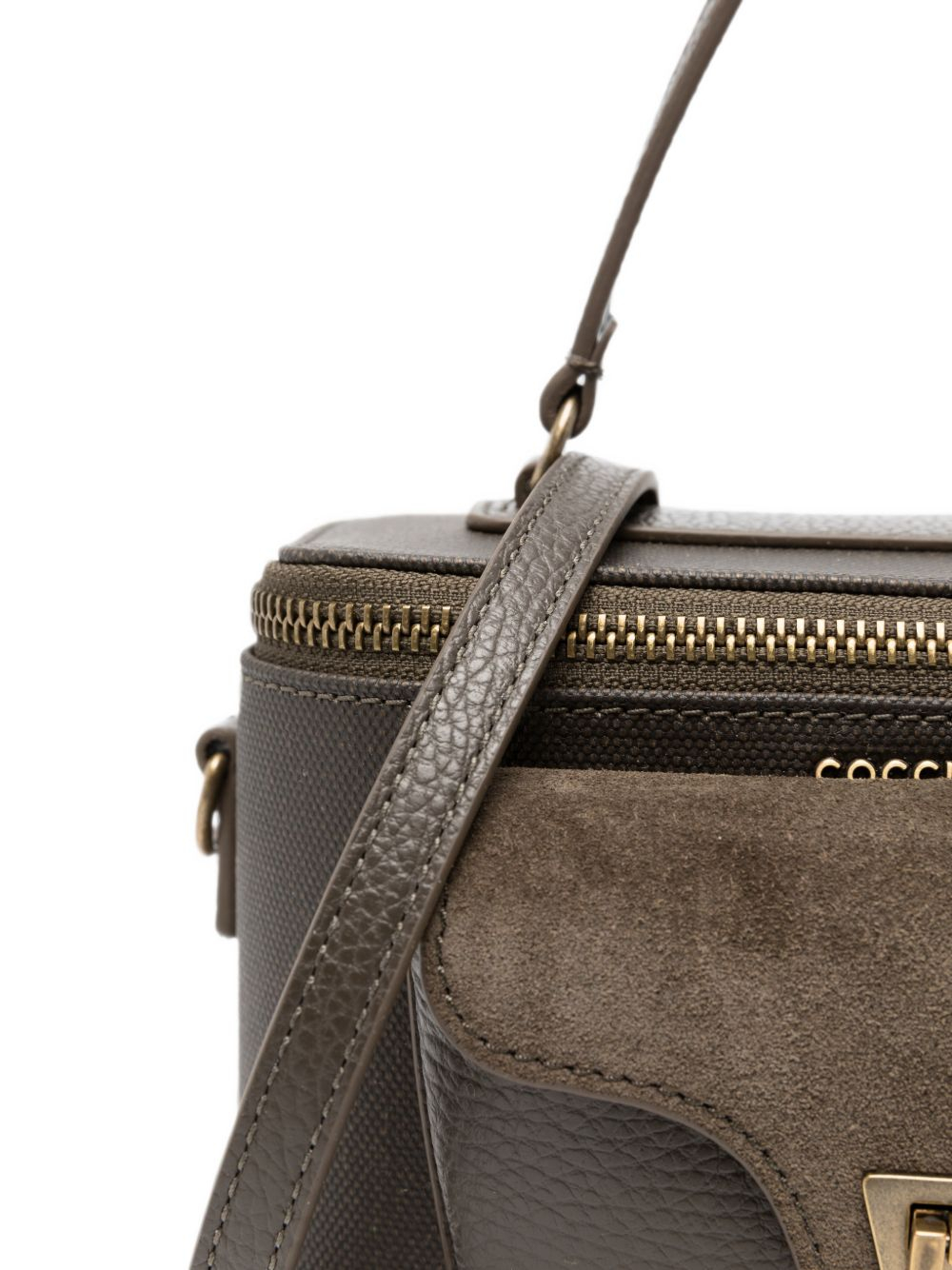 [Coccinelle] Shoulder bag FW26 E5VB8550101 W25