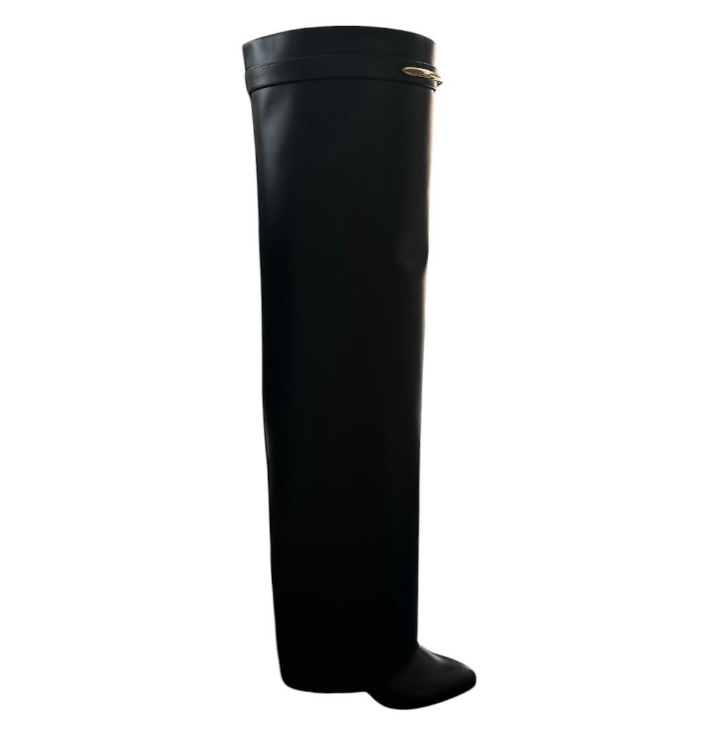 [Givenchy] Boots FW26 BE7046E1J7-005