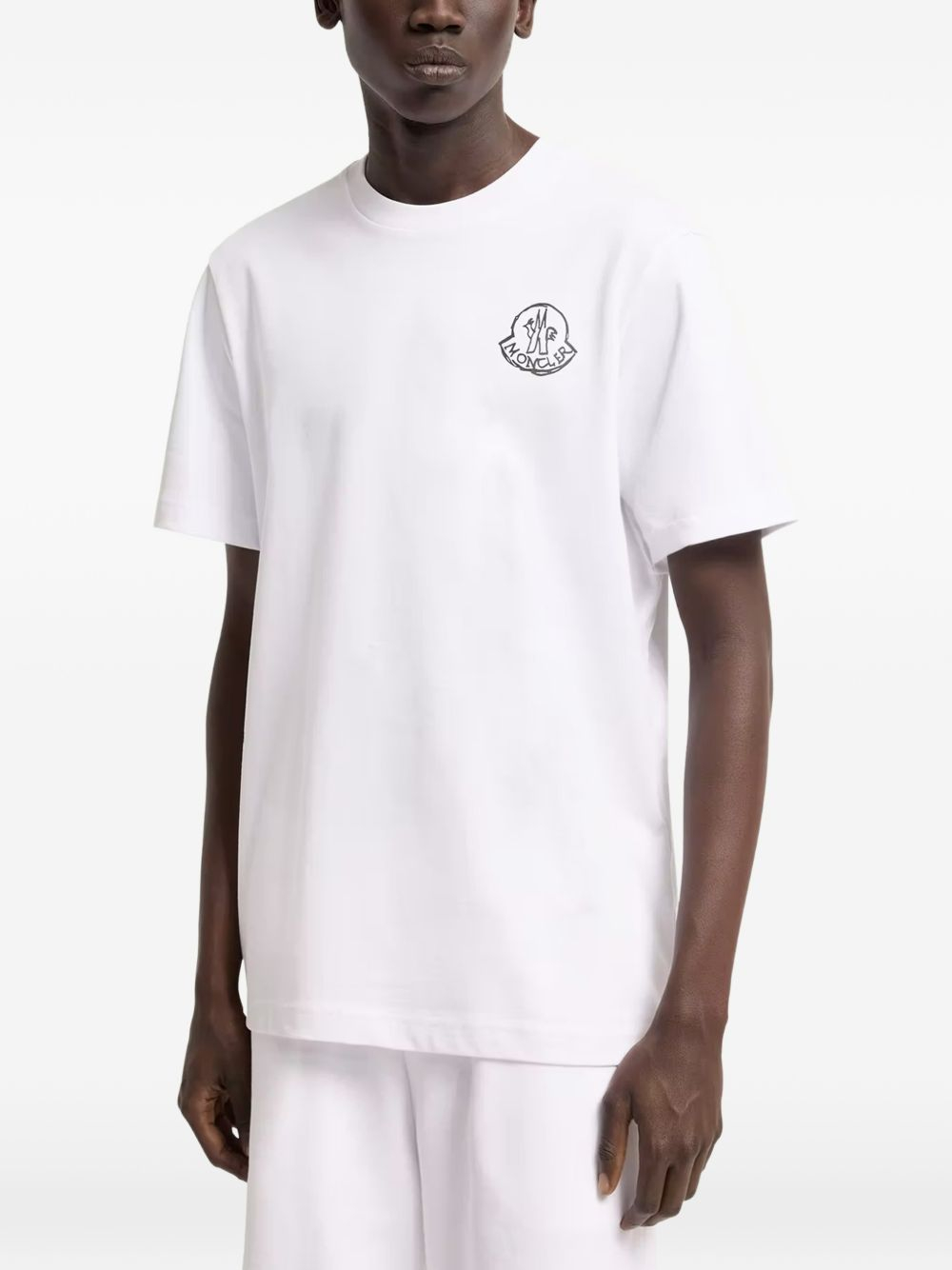 [Moncler] T-shirts Short Sleeve FW26 L2 091 8C000 25 89AUG 00A