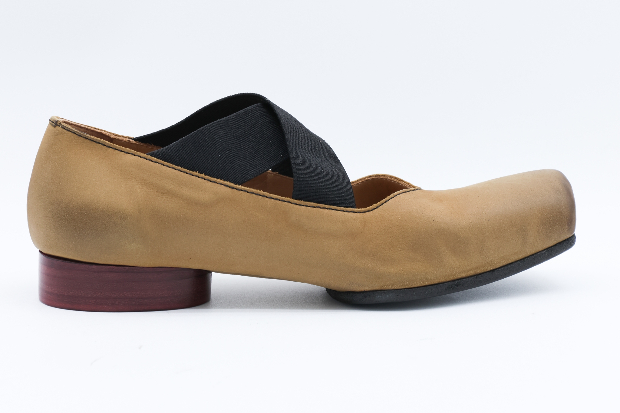 [UMA WANG] Pumps FW26 US9006UW247