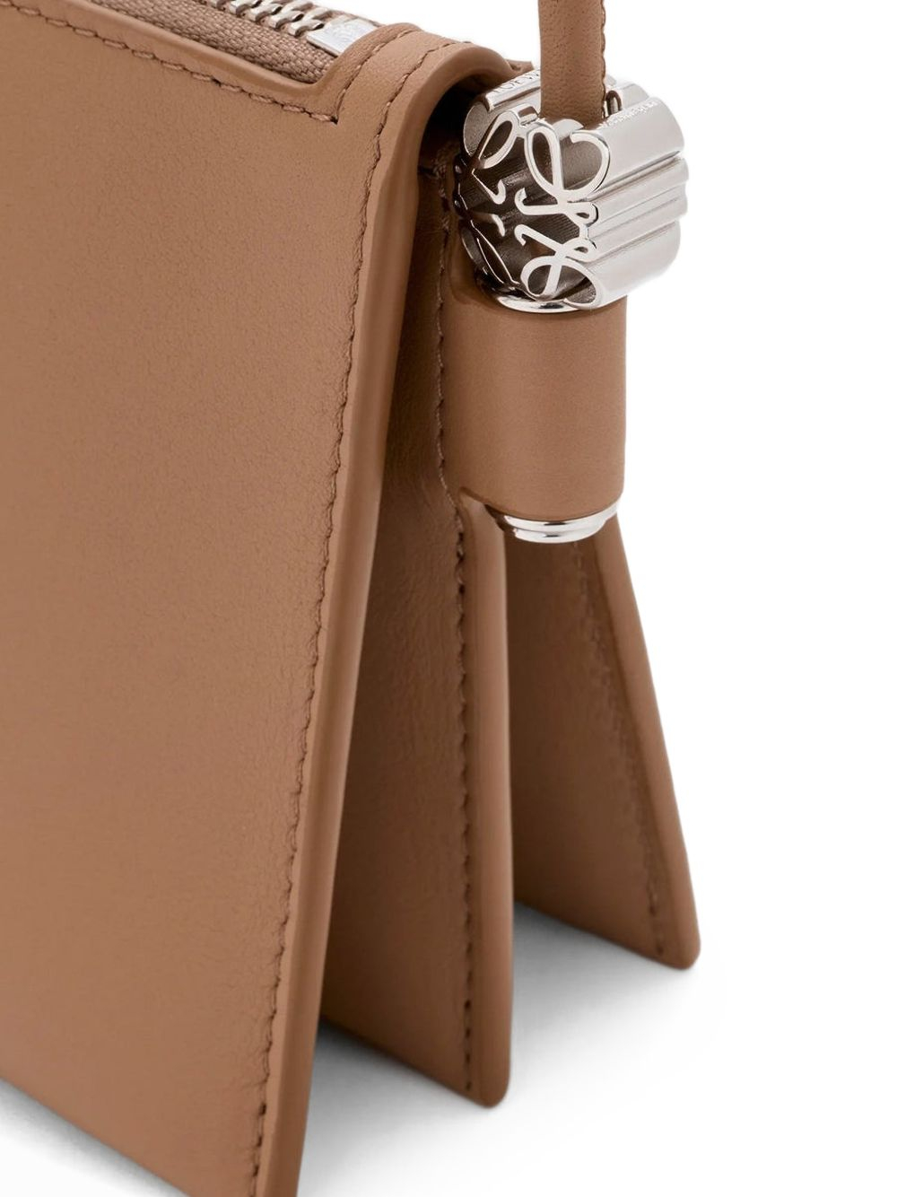 [Loewe] Clutch bag FW26 C630R10X039579