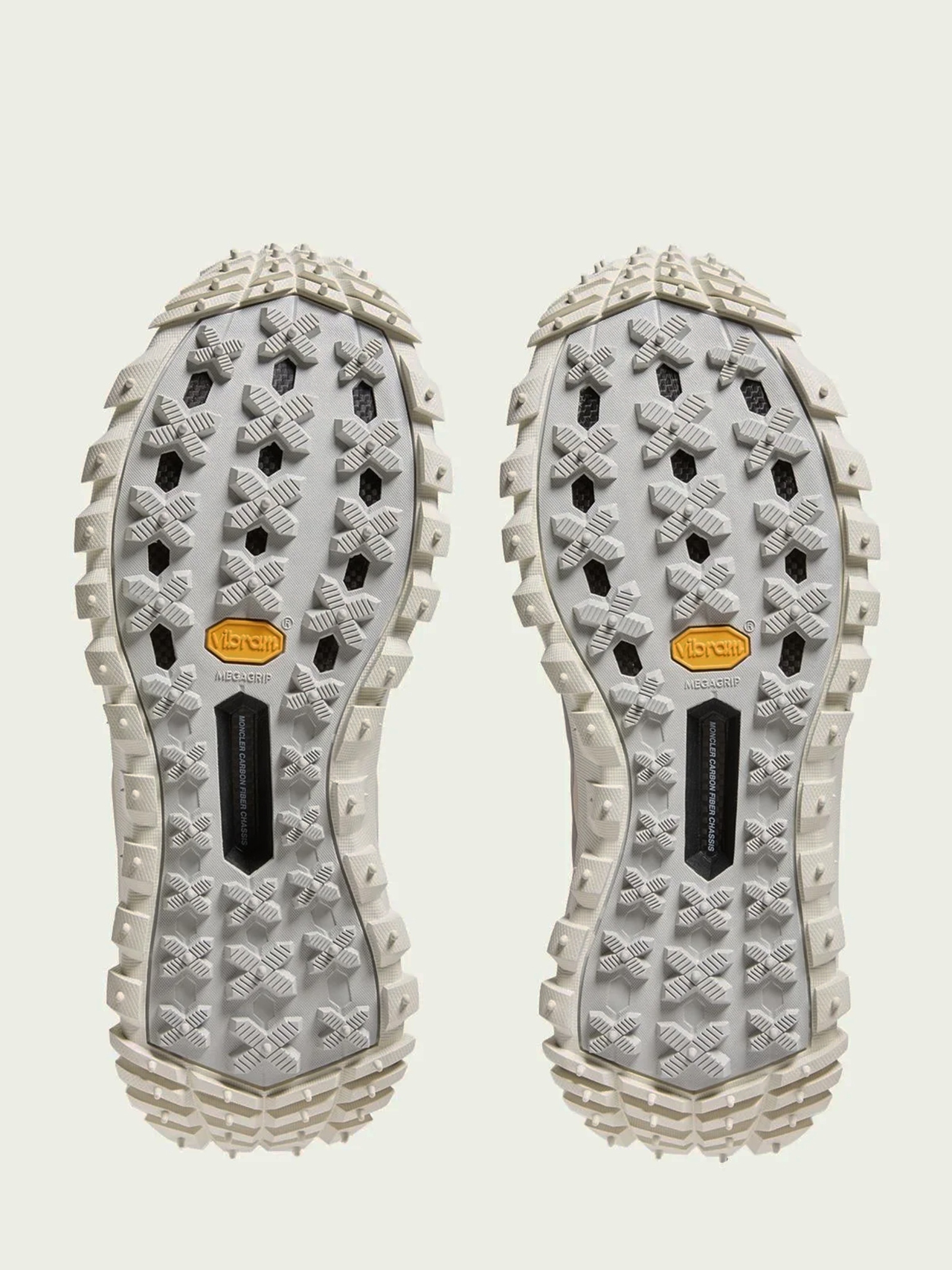 [Moncler] Sneakers FW26 L209A4M00010_M9884_92P