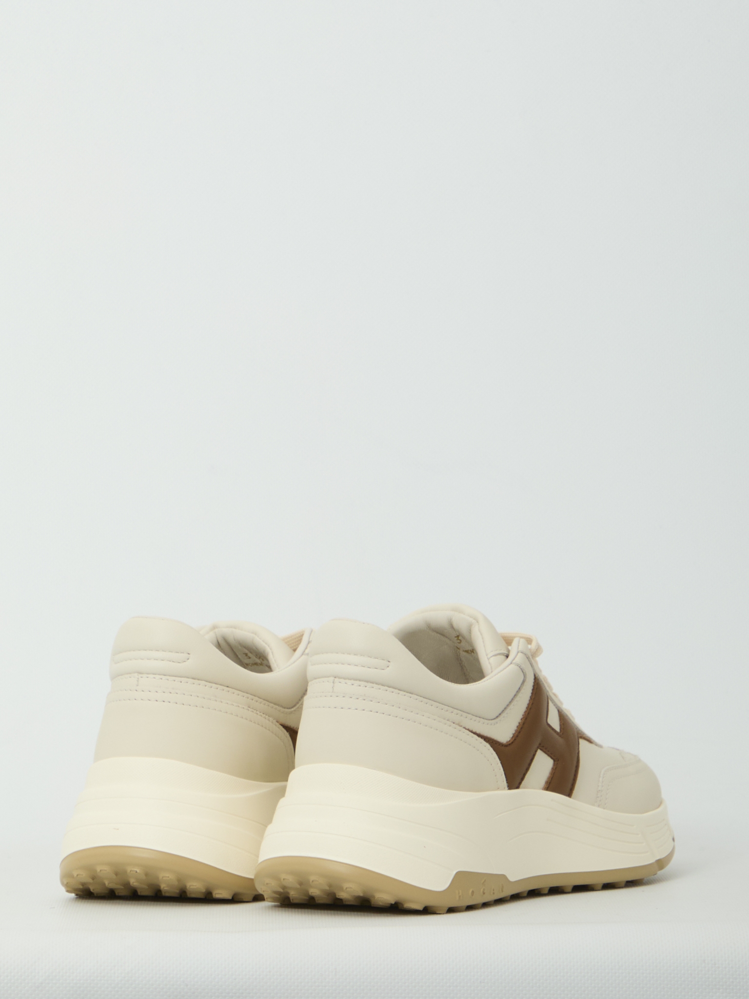 [Hogan] Sneakers FW26 HXW6410EH41_VFX_0R1L