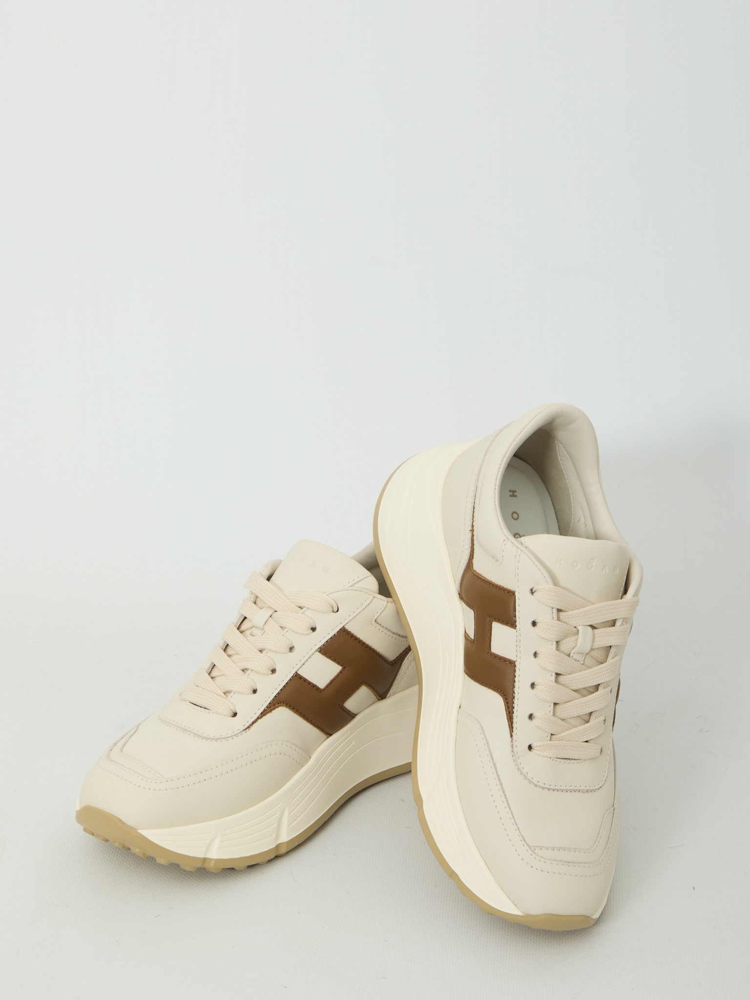 [Hogan] Sneakers FW26 HXW6410EH41_VFX_0R1L