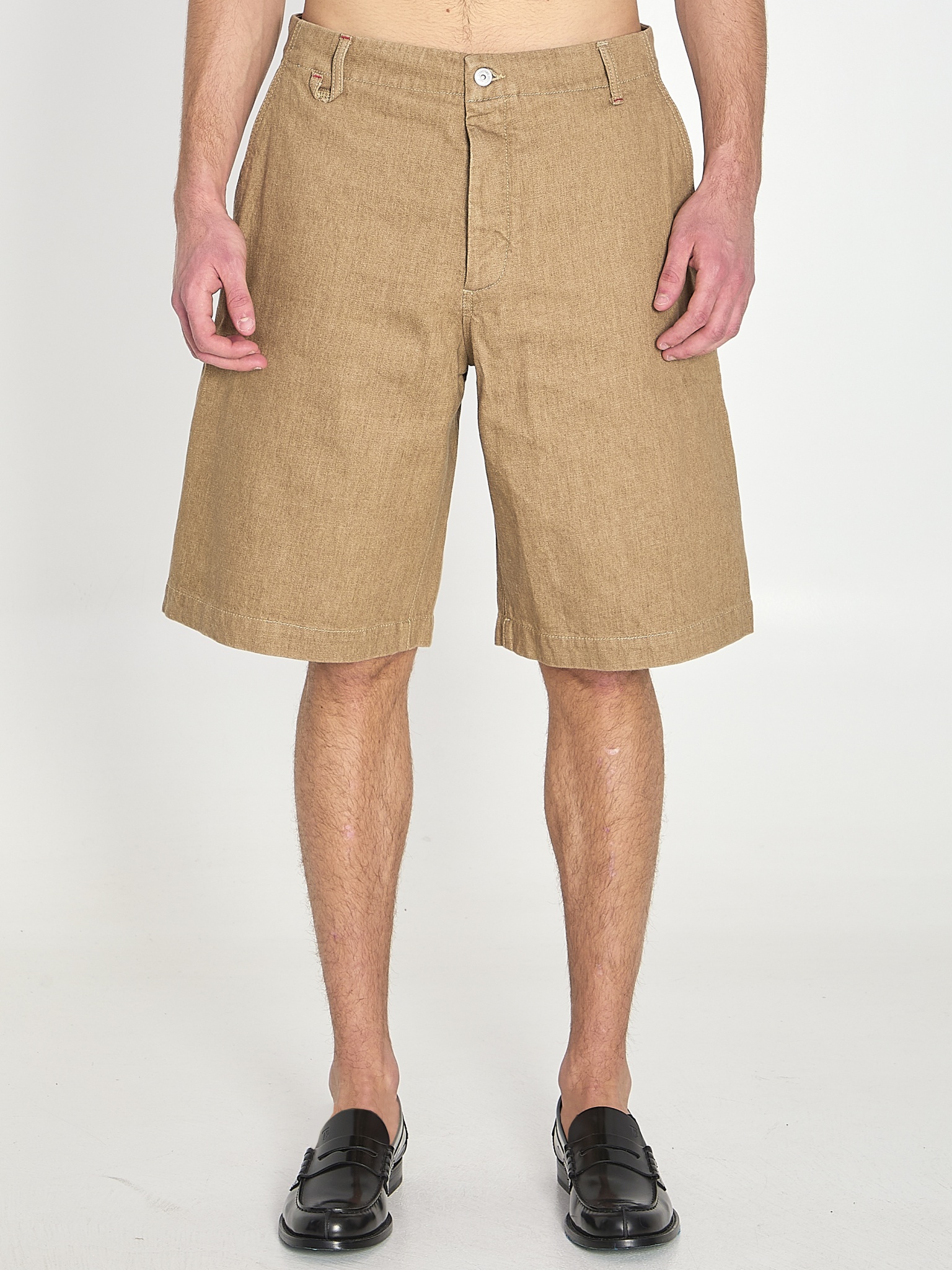 [JACQUEMUS] Shorts SS26 SOM00544A_D00058_150