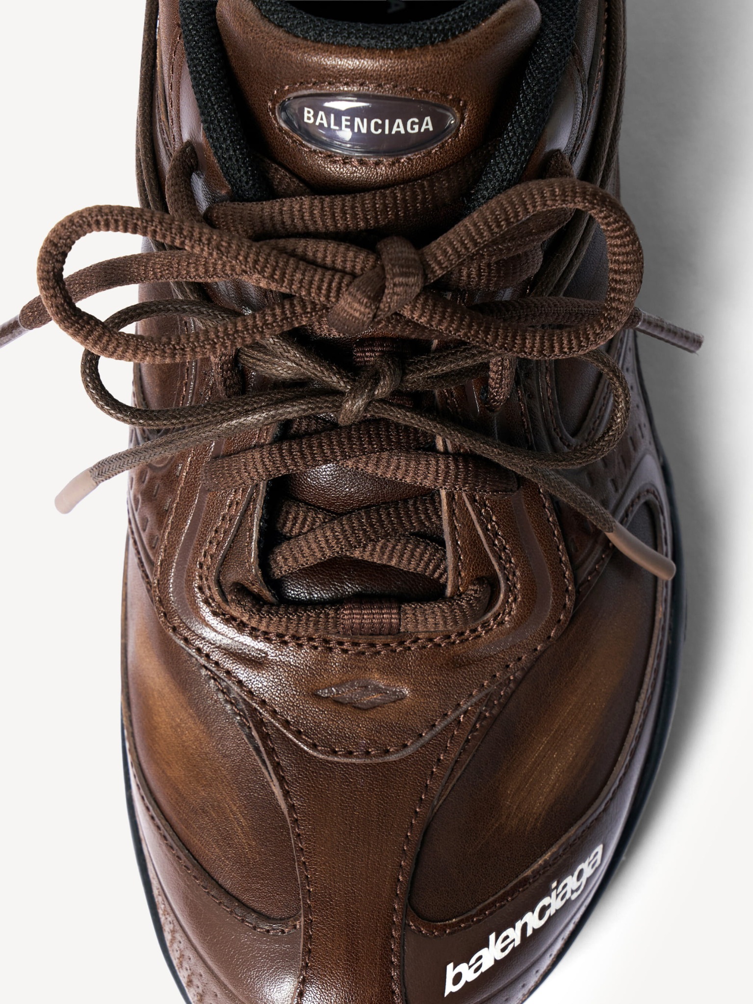[Balenciaga] Sneakers FW26 865704 WSTVL