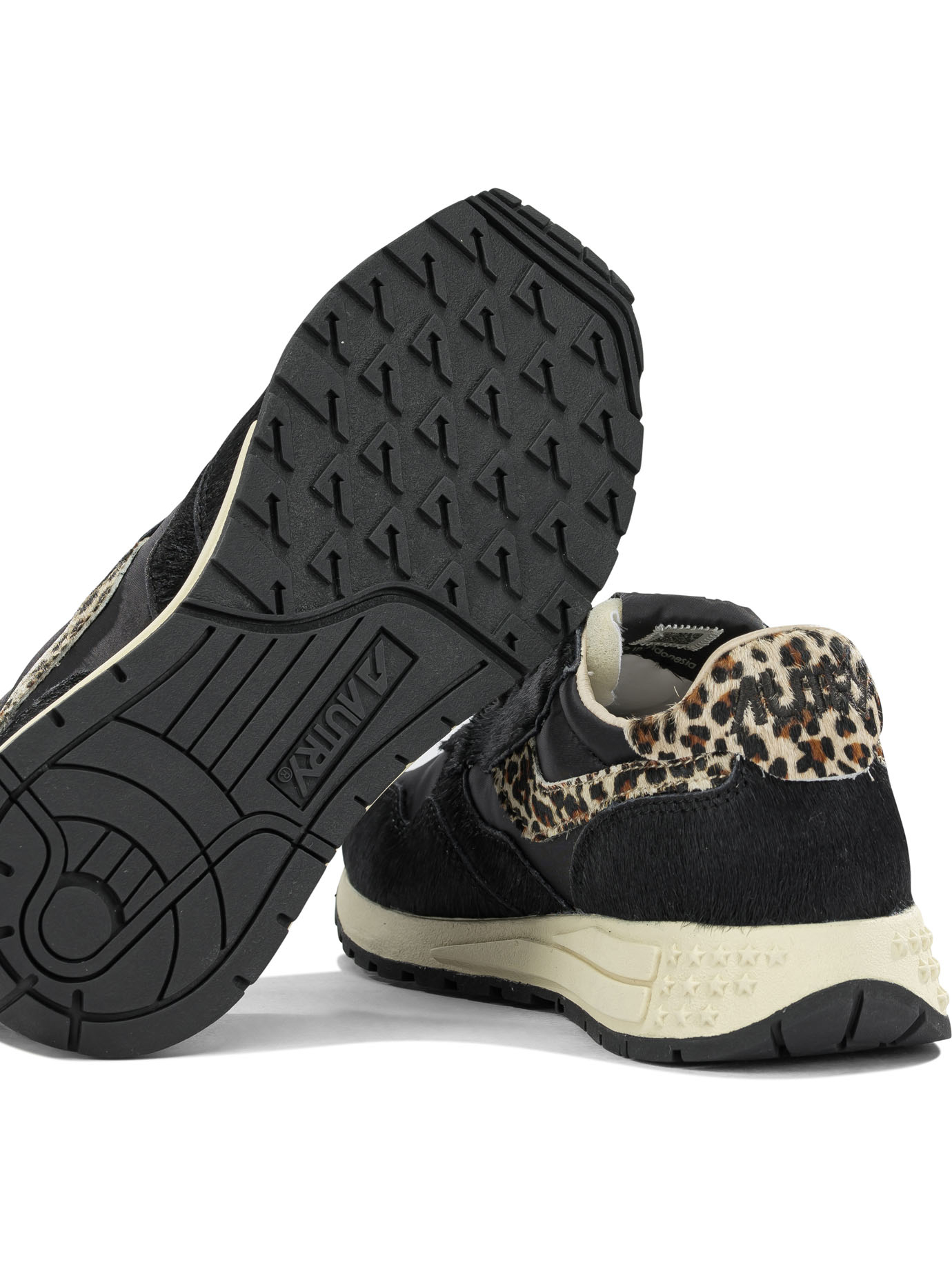[AUTRY] Sneakers FW26 WWLWOI01