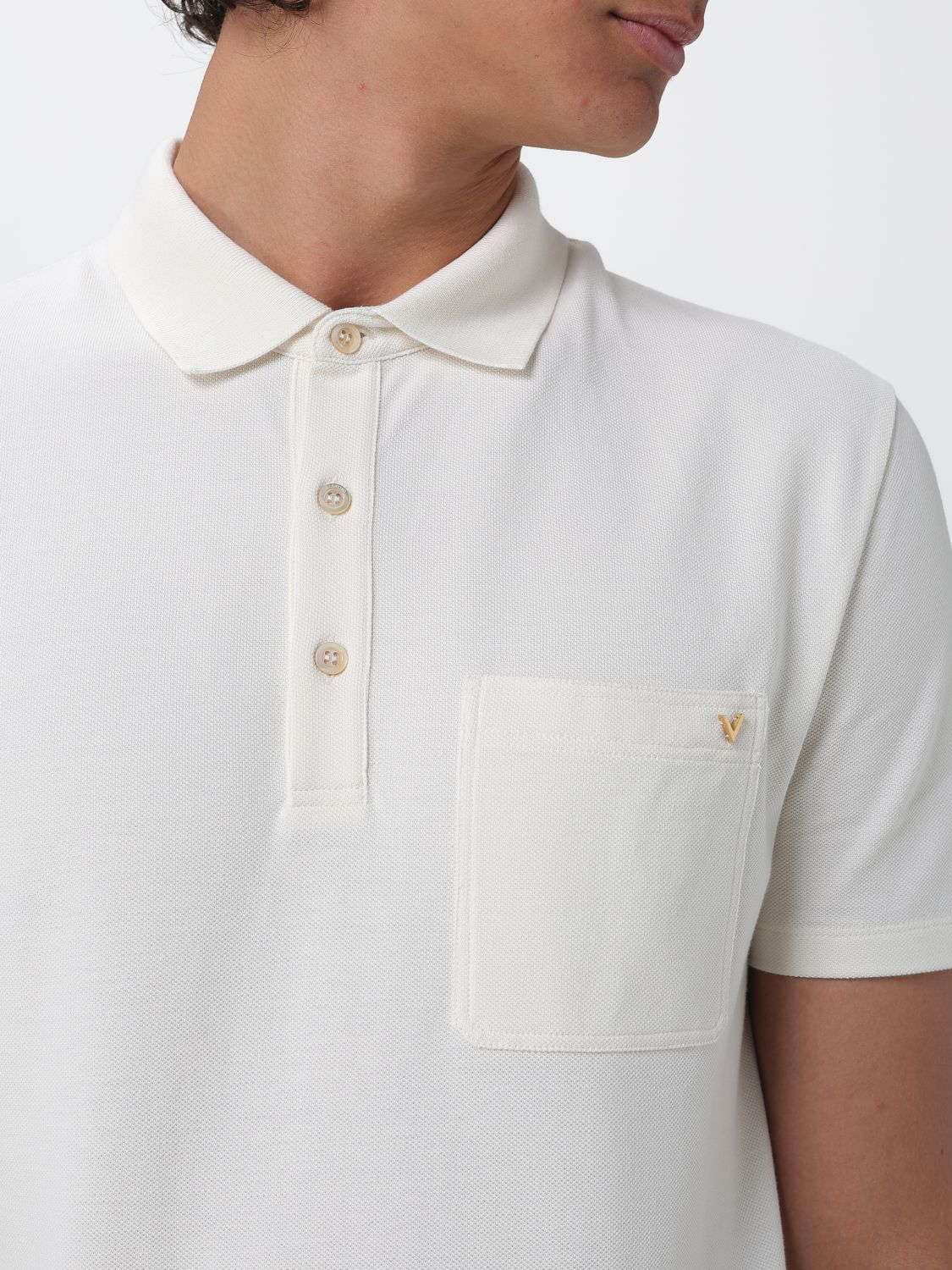 [Valentino Garavani] T-shirts FW26 MH04VBMD A03