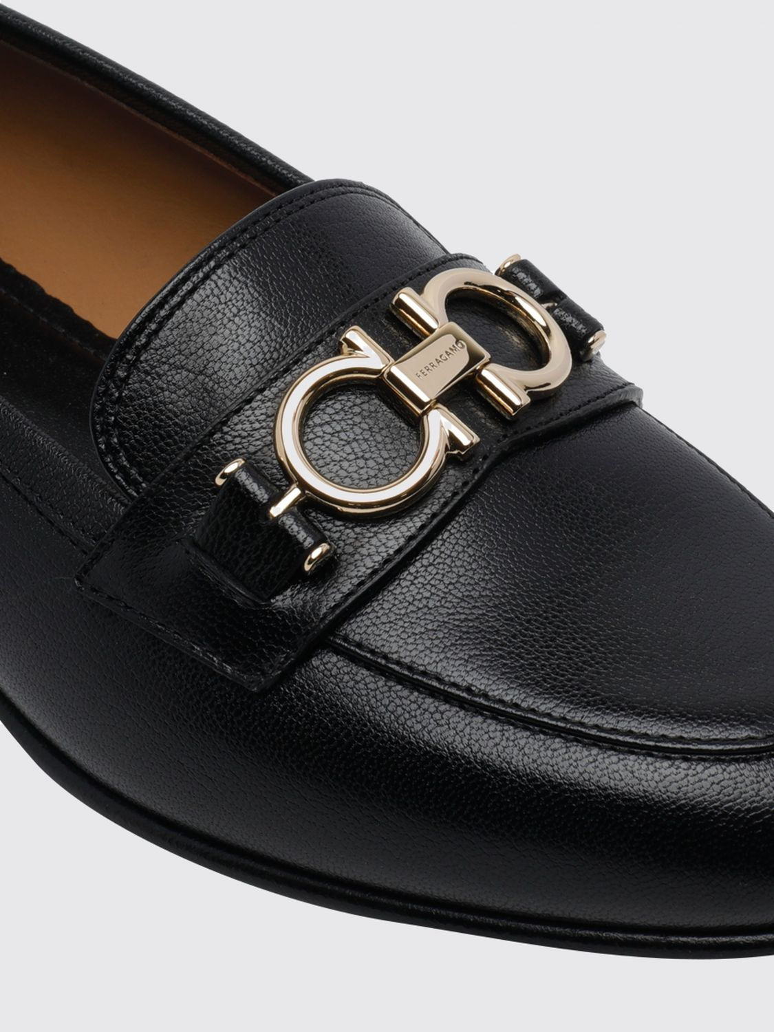 [Ferragamo] Loafer FW26 01L663 793525 NERO