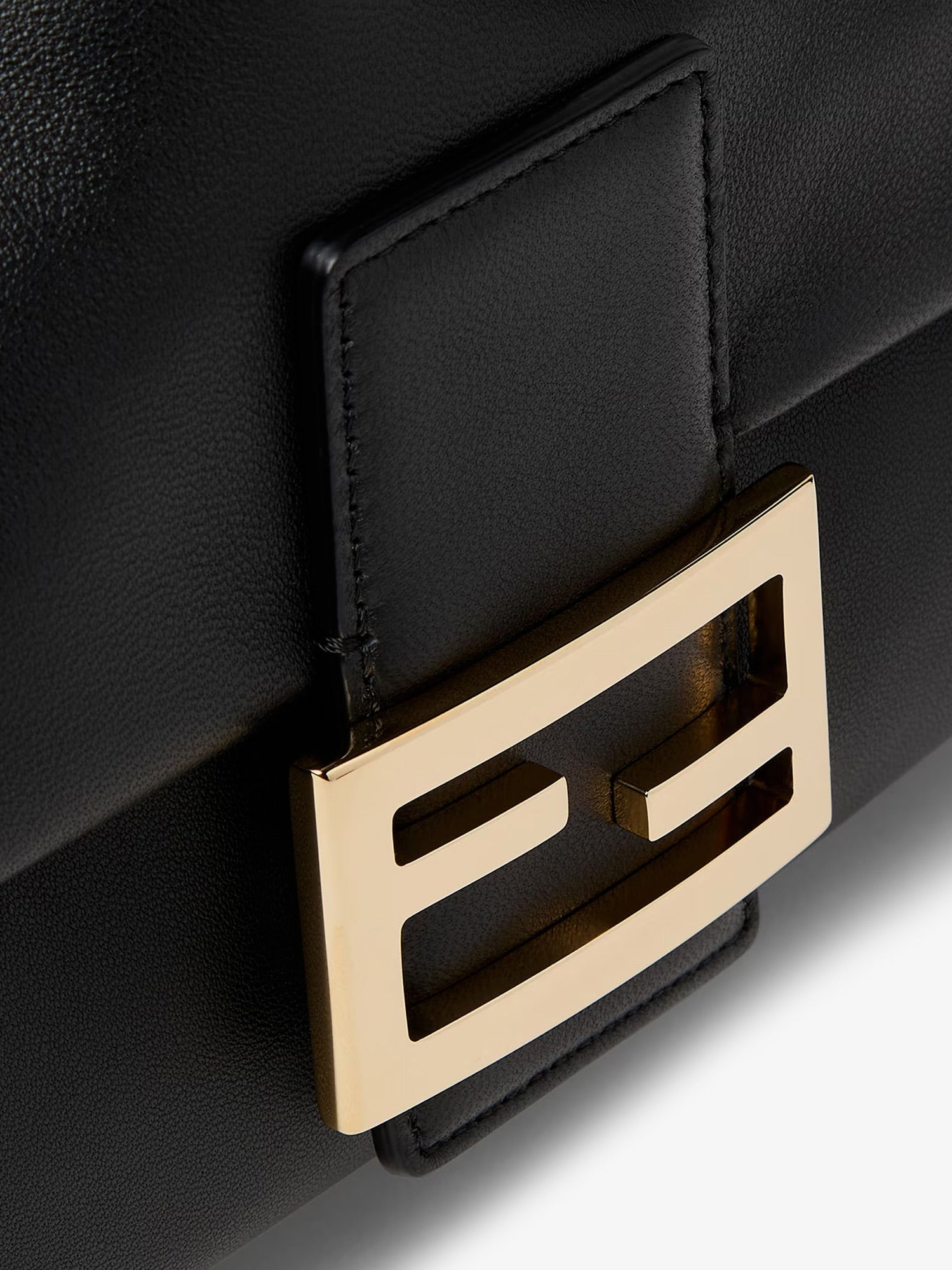[Fendi] Shoulder bag FW26 8BR856B1ZKF0QA1