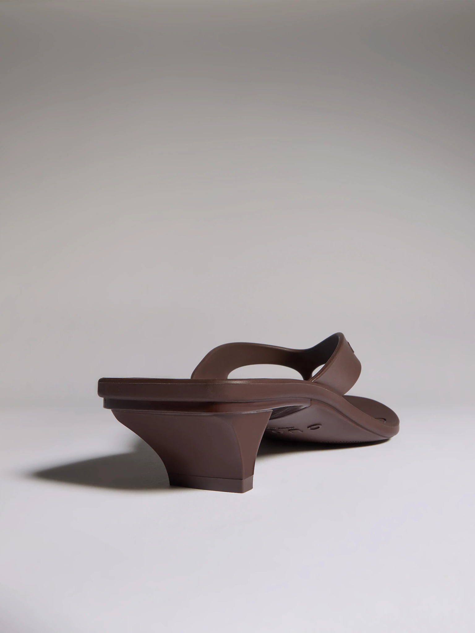 [Gucci] Sandals FW26 869626J87002007