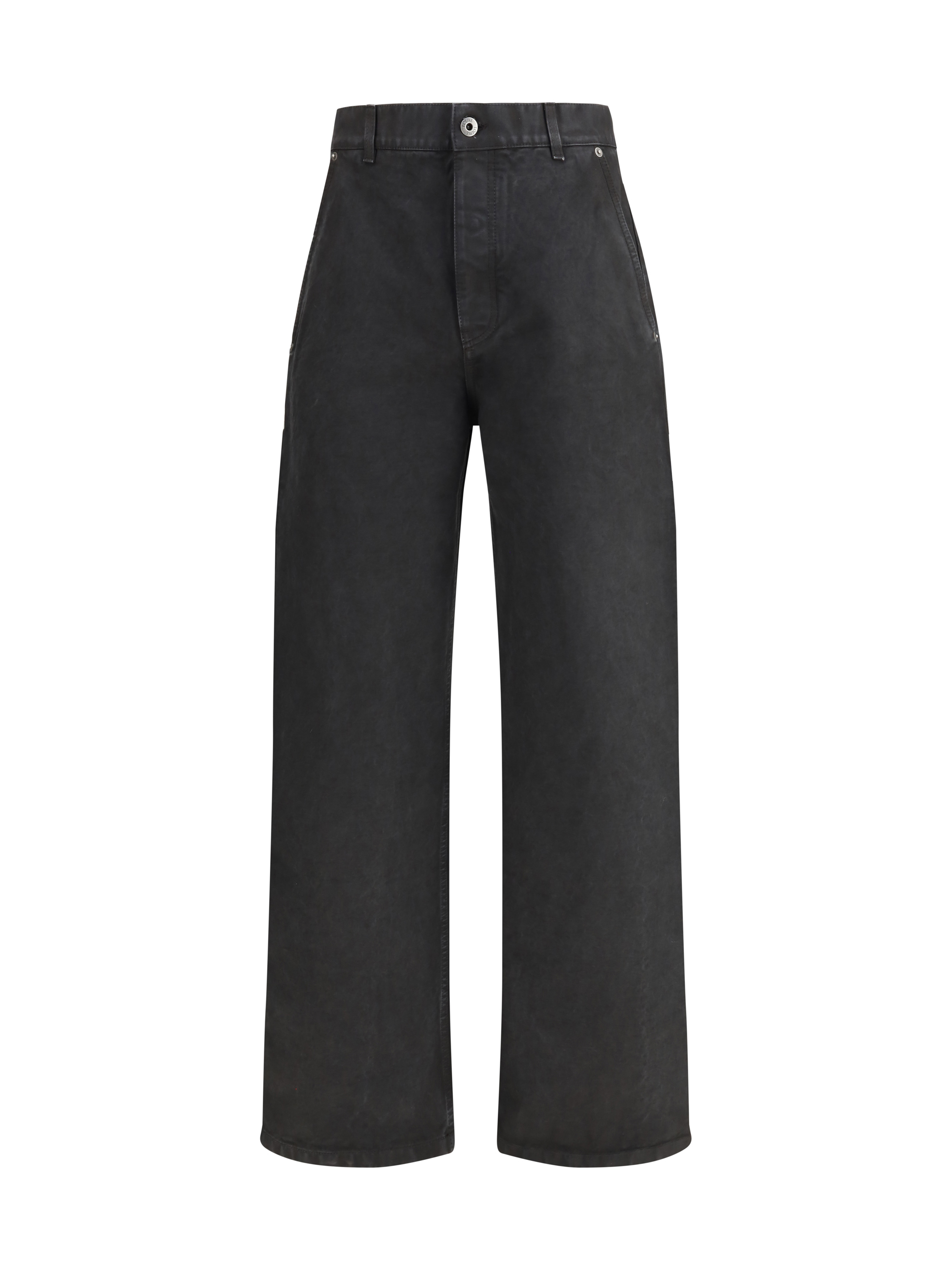 Baggy Jeans with a decorative single belt detail