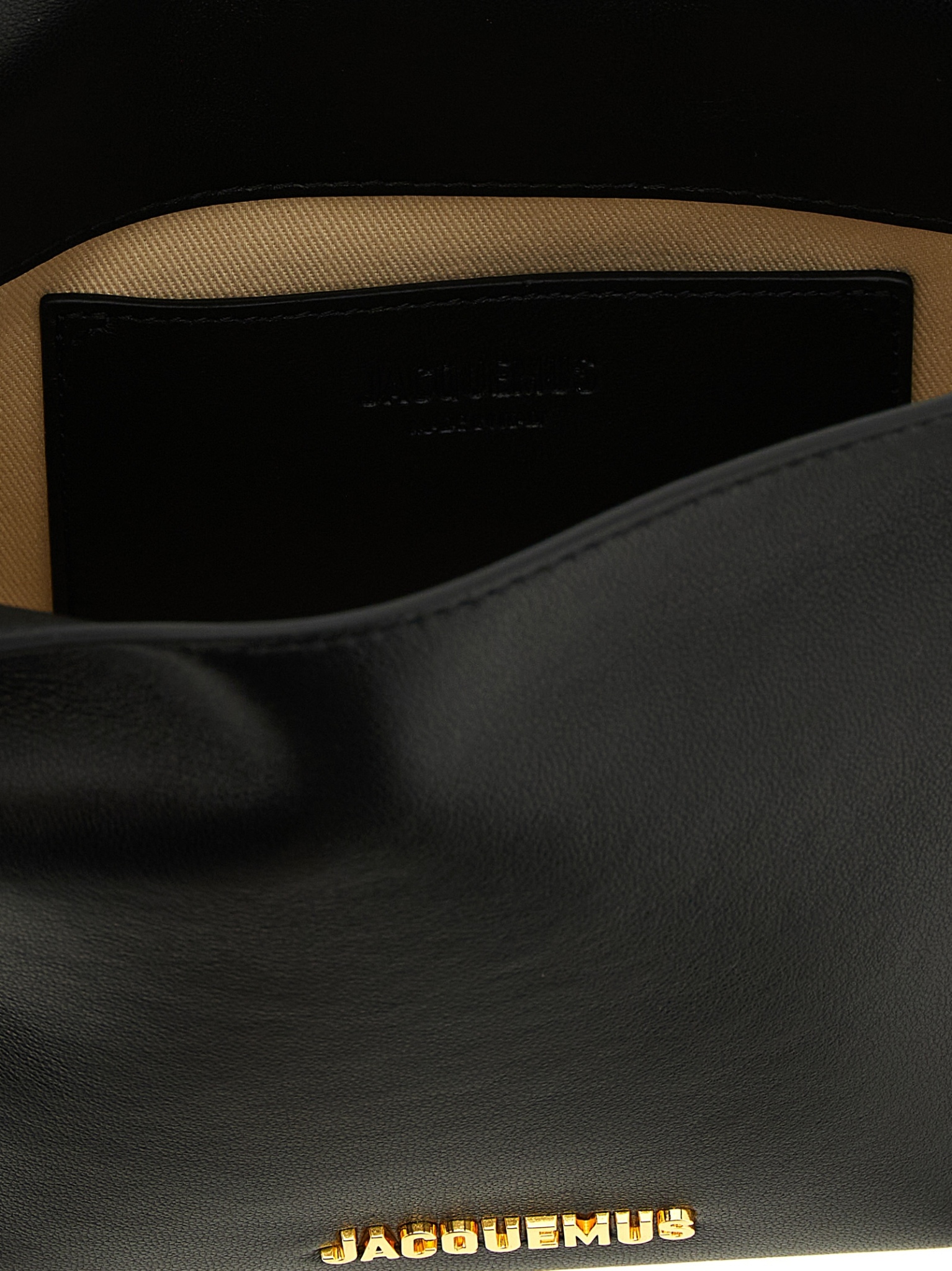 [JACQUEMUS] Clutch bag FW26 26HBAW00472AC27L14990