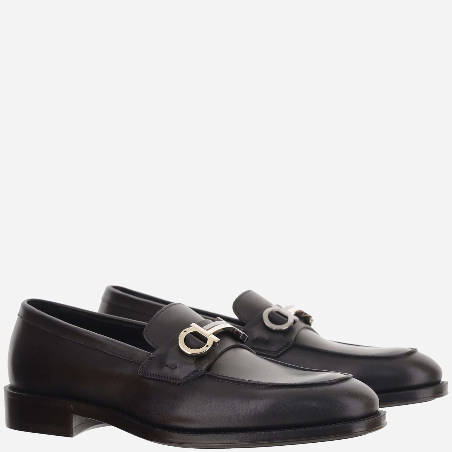 [Salvatore Ferragamo] Loafer FW26 029276005