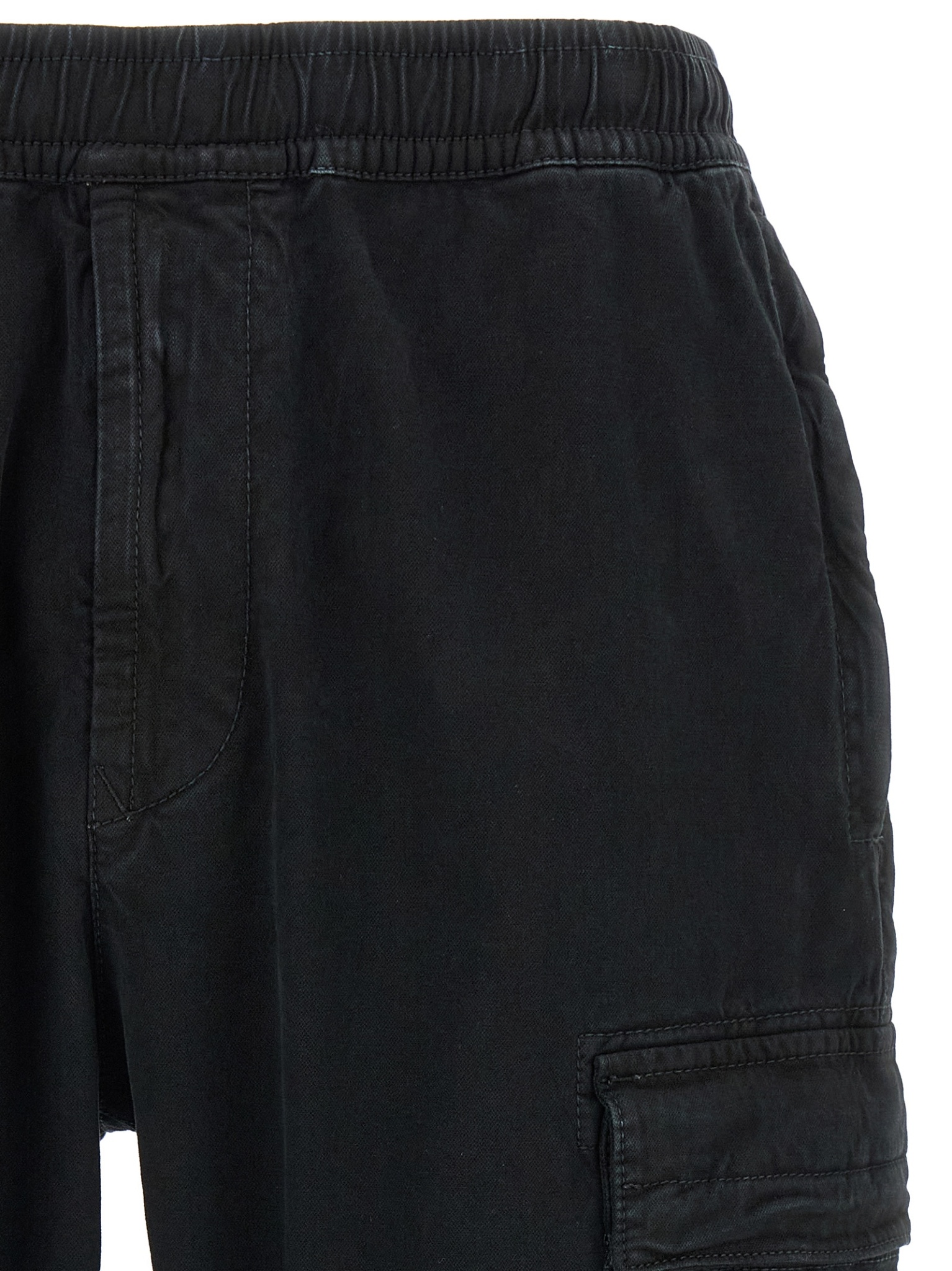 [Stone Island] Trousers FW26 L2S153100033S00L1V0129