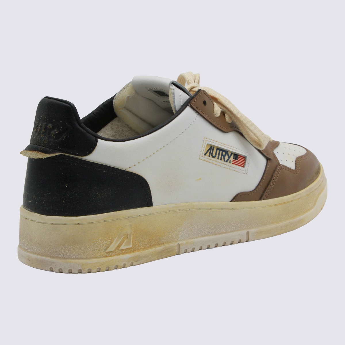 [AUTRY] Sneakers FW26 AVLMSV60