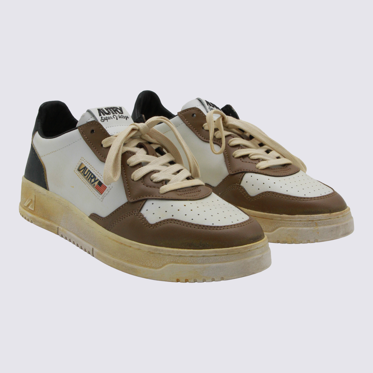 [AUTRY] Sneakers FW26 AVLMSV60