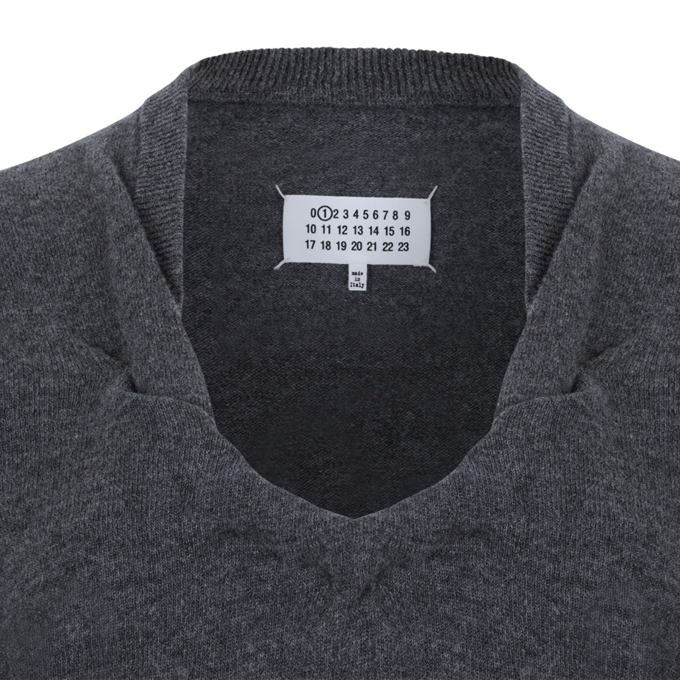 [Maison Margiela] Knitwear FW26 S51HL0055-M13302859