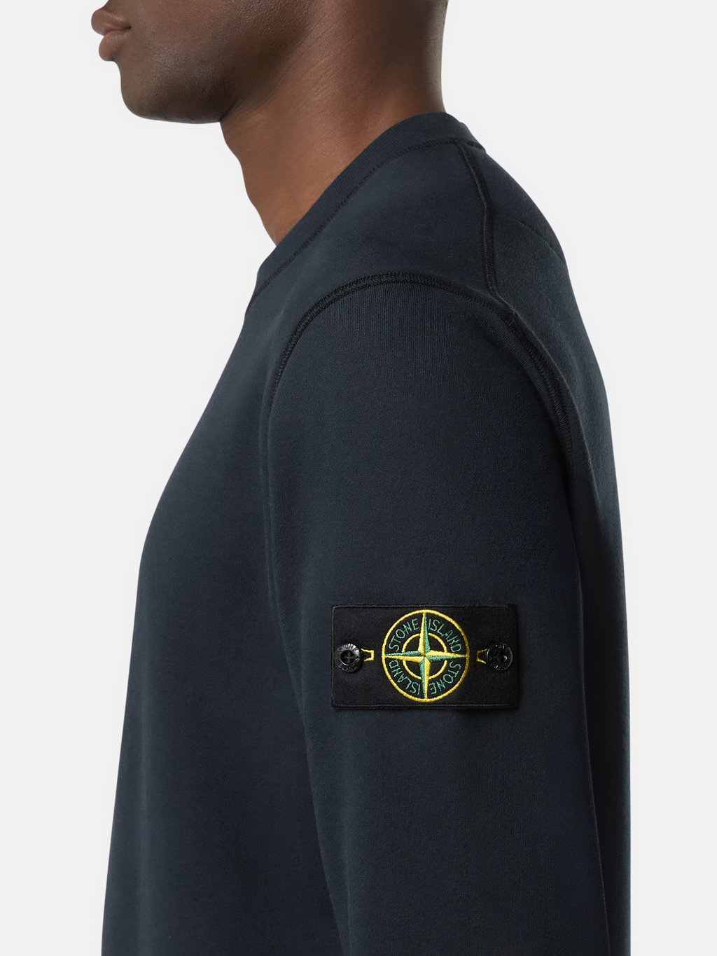 [Stone Island] Sweatshirt FW26 L2S156100060S0051V0020
