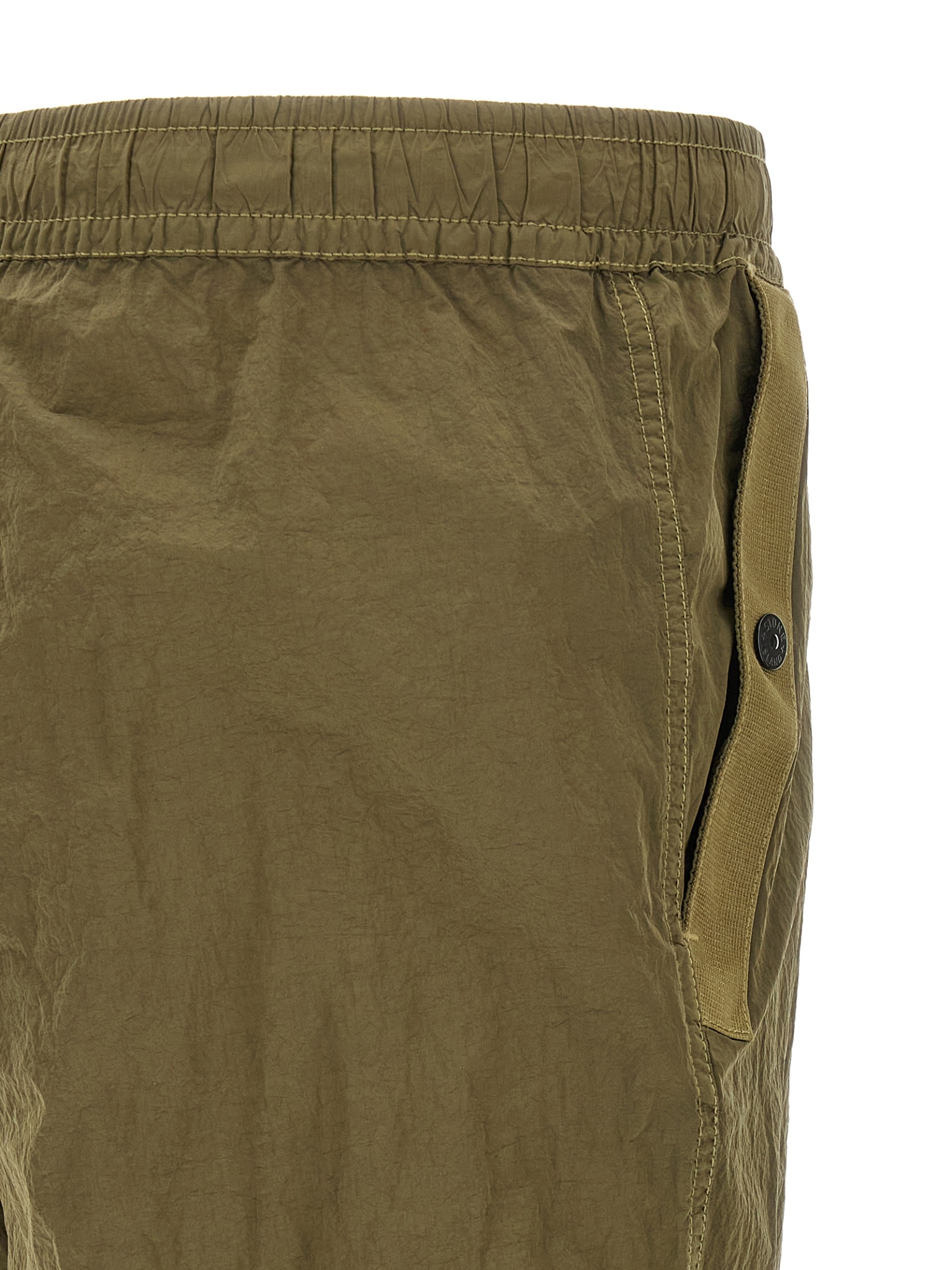 [Stone Island] Trousers FW26 L2S153100011S0019V005G