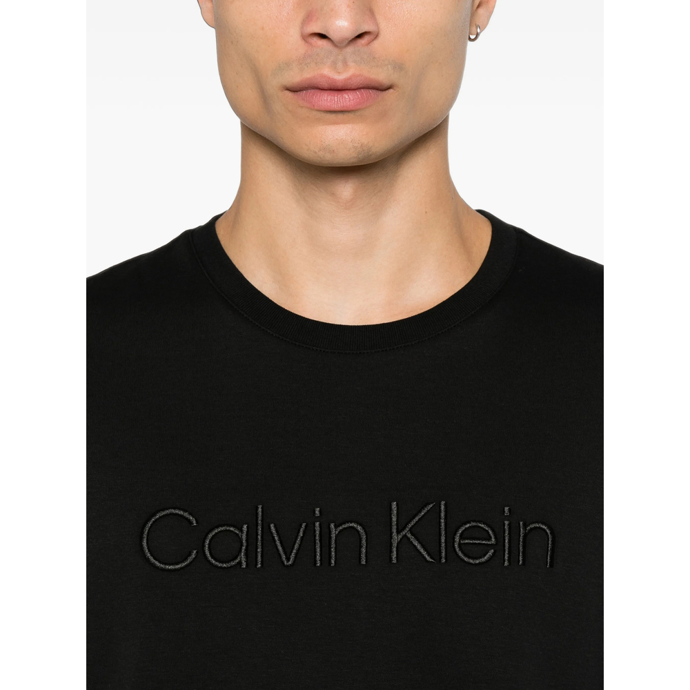[CALVIN KLEIN] T-shirts Short Sleeve FW26 LV04LH804GUB1  BLACK