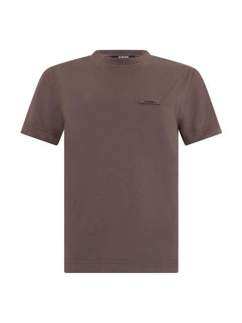 Short-sleeve t-shirt