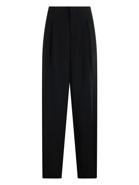 Trousers with pleats