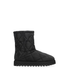 Quilted nylon boots
