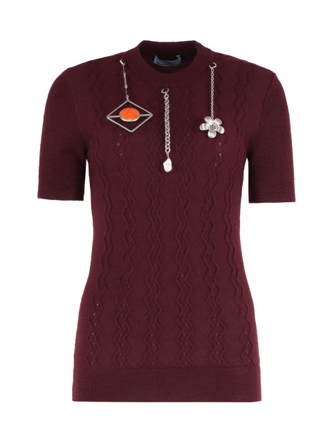 Short-sleeved wool shirt with charms