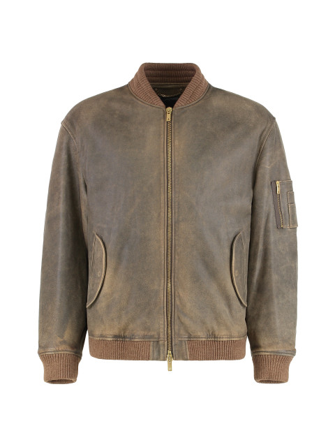 Leather lived-in effect rivet