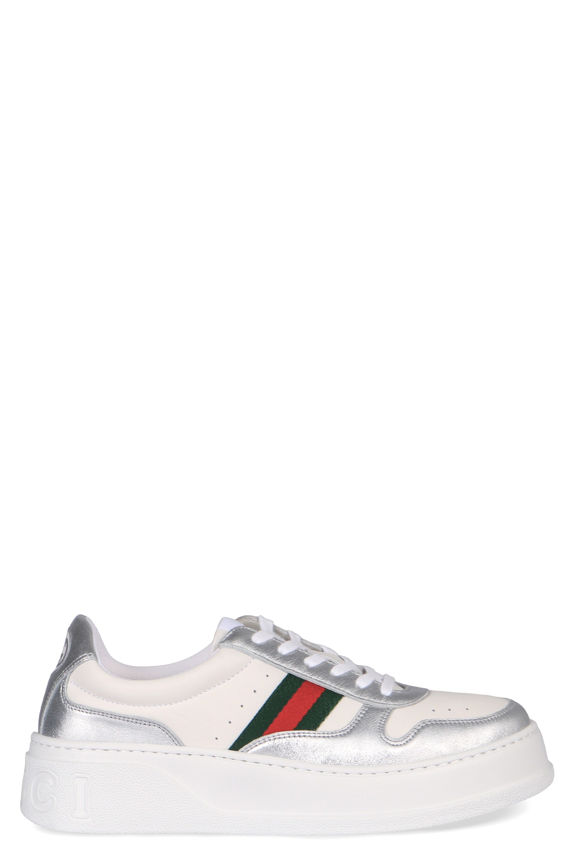 Low-top leather sneakers