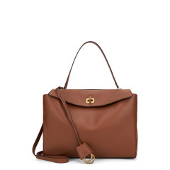 Shoulder bag in leather