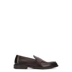 Loafers in leather