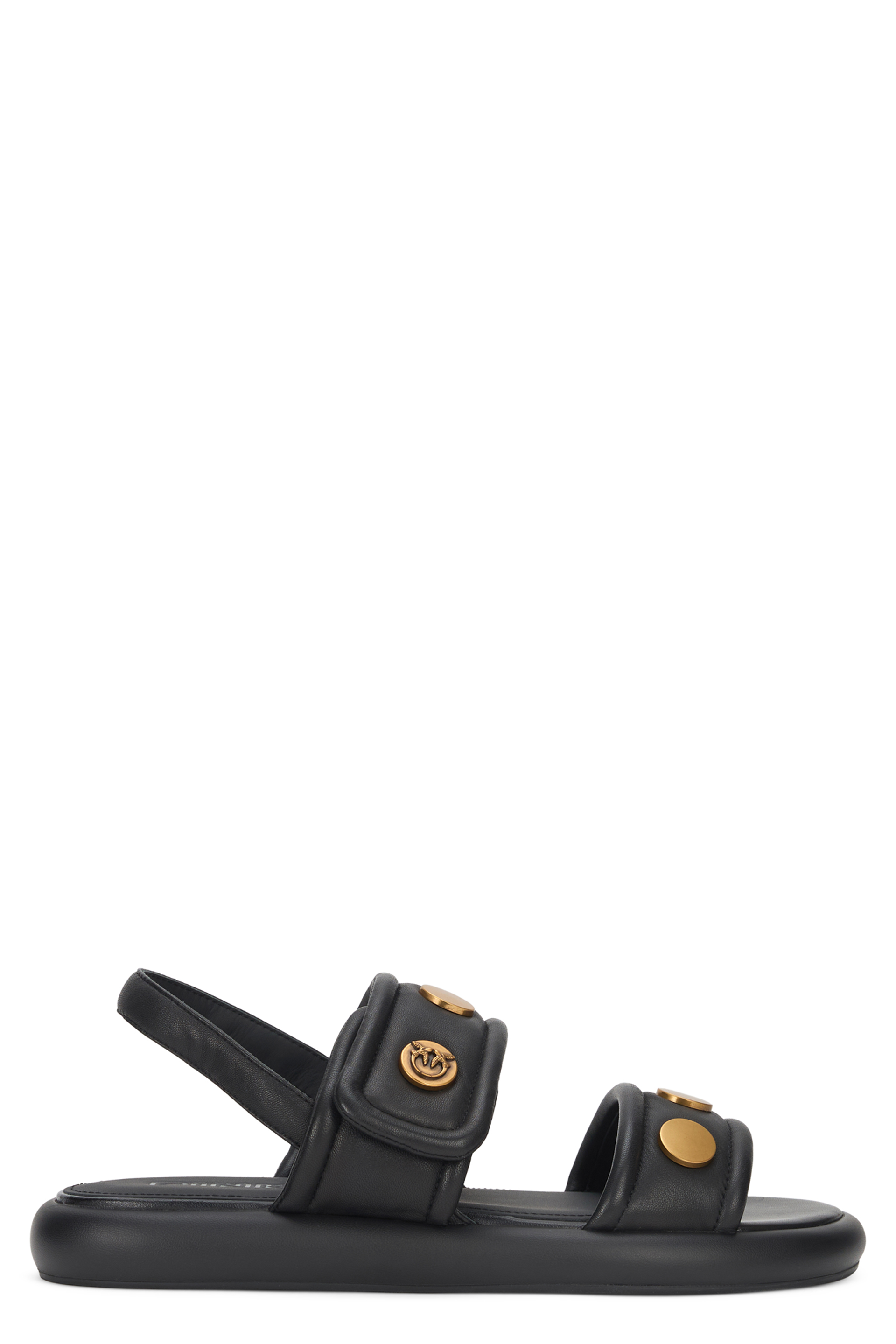 Leather sandals with studs
