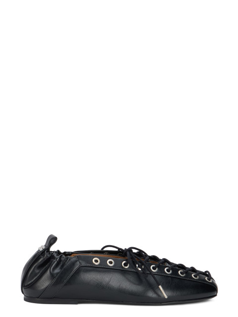 Ballet shoes with eyelets
