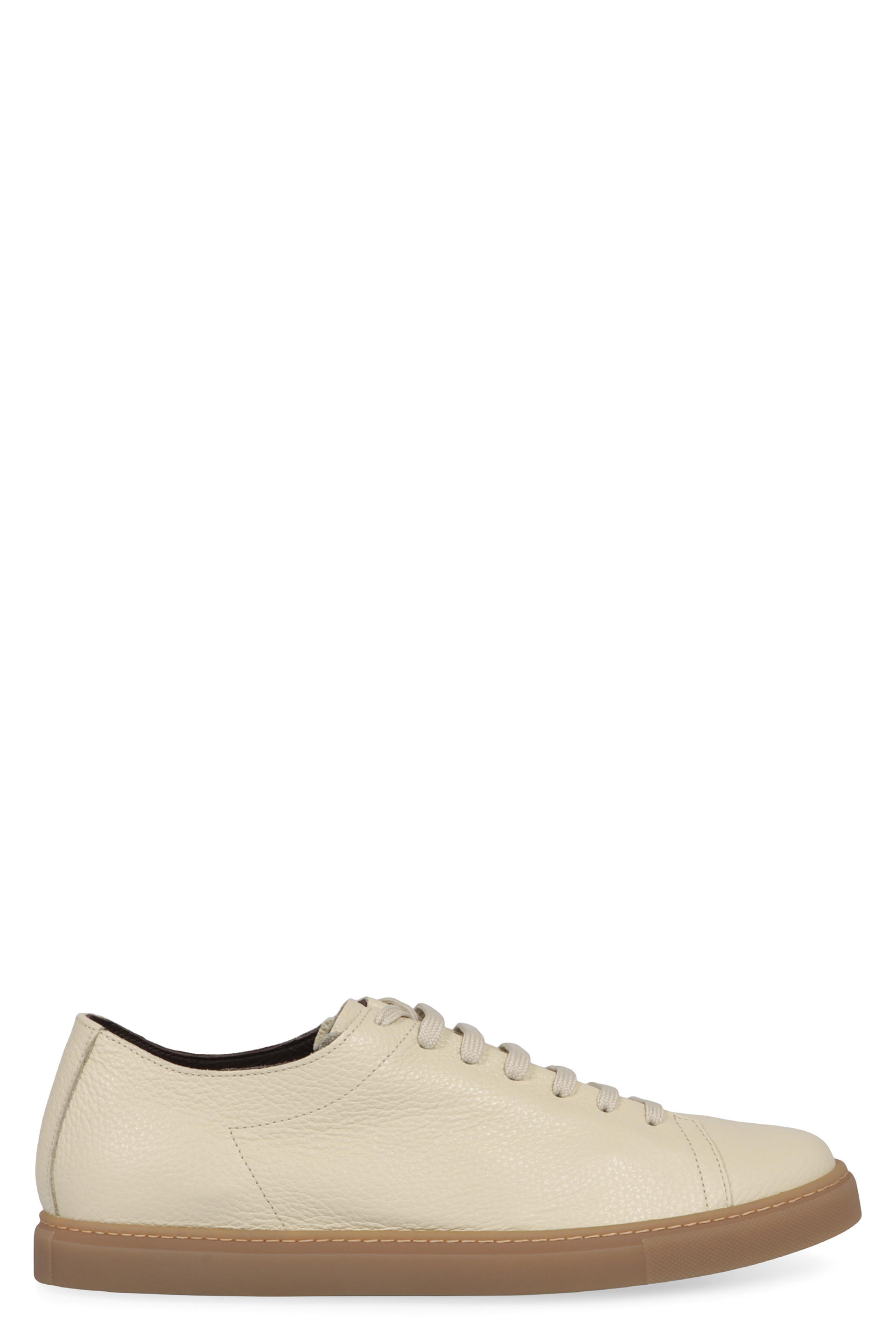 Sneakers made of hammered calfskin