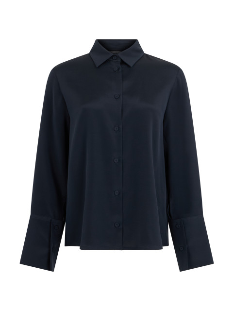 Silk shirt with long sleeves