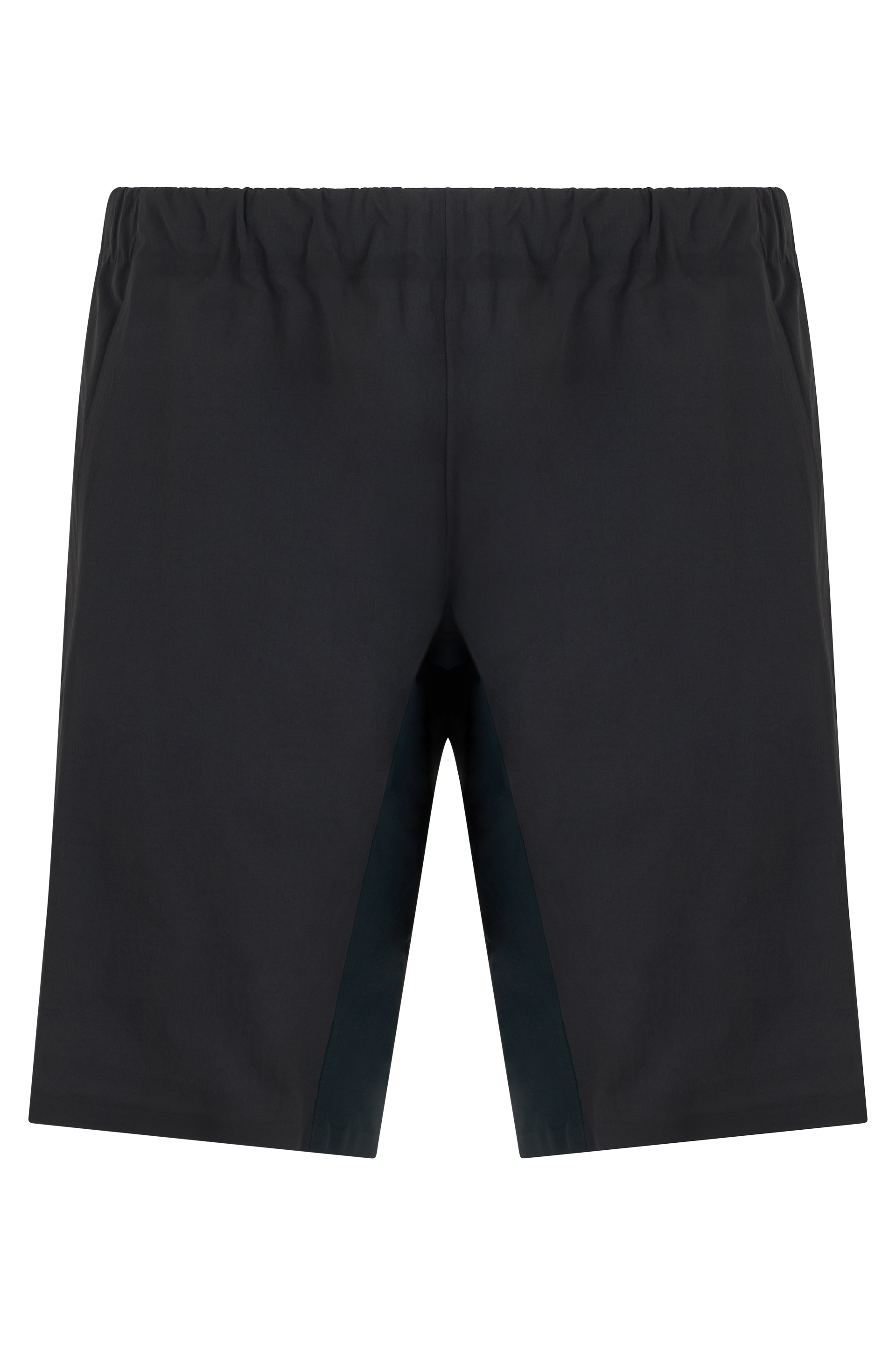Shorts with elastic waistband