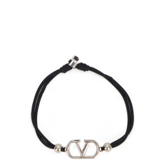 Bracelet with VLogo detail