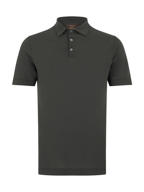 Slim fit polo shirt with short sleeves
