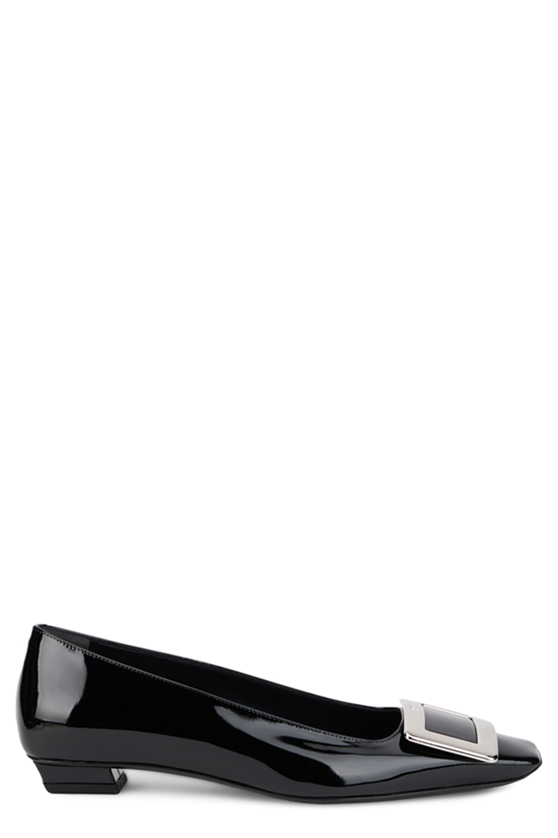 Ballet flats with shiny finish